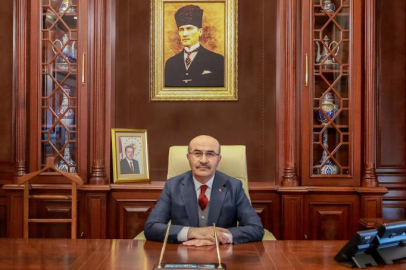 Bursa Valisi Mahmut Demirtaş: Bursa'nın fethi kutlamalarını en içten dileklerimle kutluyorum