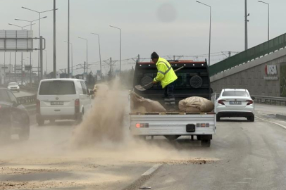 Bursa'da yakıt deposu delinen tır, şehirde zincirleme kazalara yol açtı