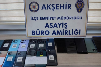 Konya'nın Akşehir ilçesinde kaçak cep telefonlarına operasyon