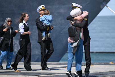 TCG Kınalıada Japonya seyrine çıktı