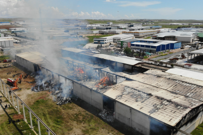 Bursa Osmangazi’de tekstil fabrikasında yangın paniği