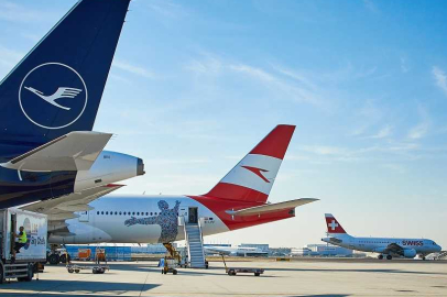 Hollanda, Tahran'daki Büyükelçiliğini geçici olarak kapatıyor