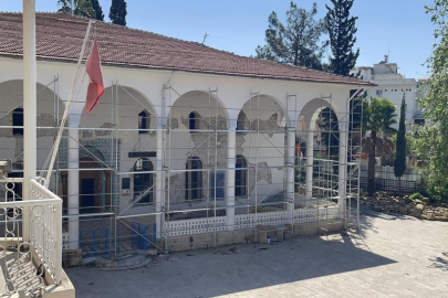 Osmaniye'de Tarihi Envar-ül Hamit Camii deprem sonrası restorasyon sürecinde