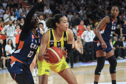 ÇBK Mersin ve Fenerbahçe arasındaki Play-off Finali heyecanı devam ediyor