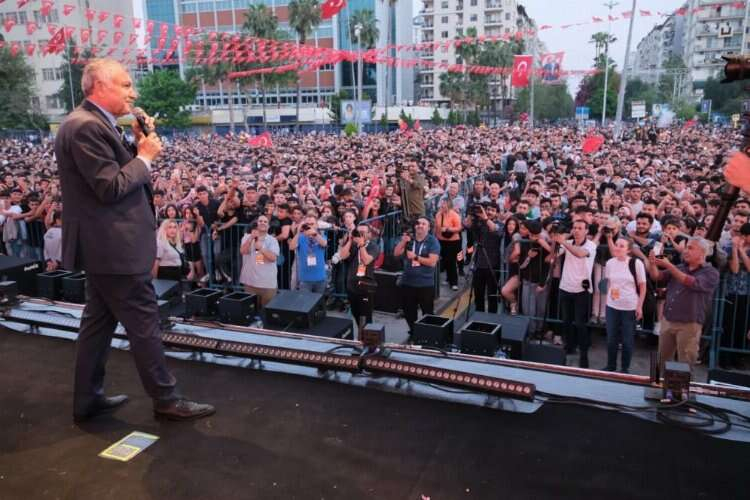  Başkan Zeydan Karalar