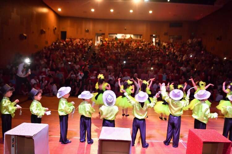 orhan kemal kültür merkezi 23 nisan kutlaması