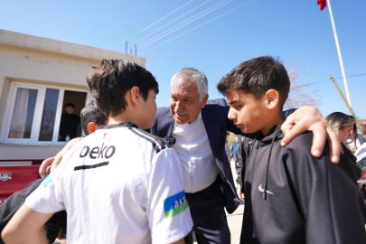 Adana Büyükşehir Belediye Başkanı Zeydan Karalar'dan 23 Nisan Mesajı: Geleceğimizin teminatı çocuklarımızın bayramı kutlu olsun!