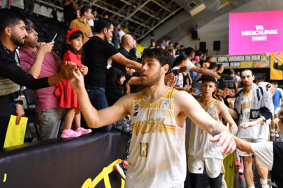 Mersin Büyükşehir Belediyesi Basketbol Takımı, Süper Lig İçin Play-off heyecanı yaşıyor