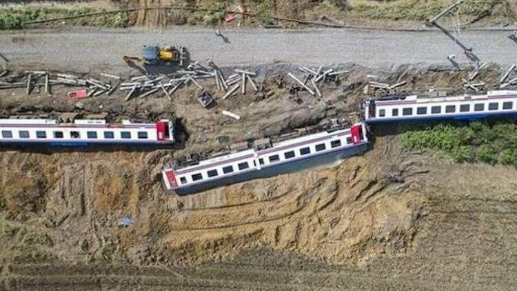 Çorlu Tren Kazası davasında karar 9 sanığa hapis cezası verildi 6