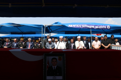 Jandarma Astsubay Çavuş Şen'in naaşı Antalya'da son yolculuğuna uğurlandı