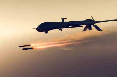 Ukrayna'nın düzenlediği drone saldırısı sonucu Ryazan'daki petrol rafinerisinde yangın çıktı