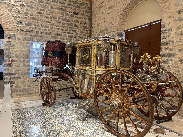 cam ve billur müzesi