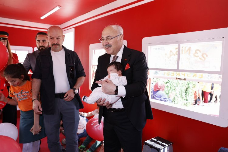  Adana Valisi Yavuz Selim Köşger