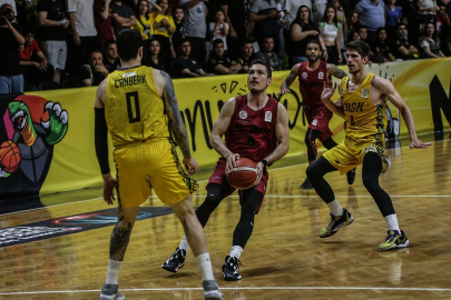 Türkiye Sigorta Türkiye Basketbol Ligi play-off yarı final