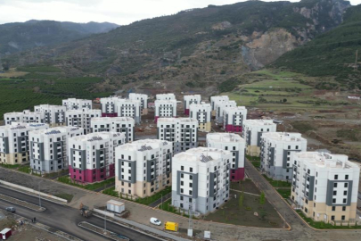 Ceyhan'da 540 depremzede yeni konutlarına kavuştu