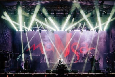 Milyonfest Adana'da müzik şöleni devam ediyor