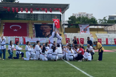 Osmaniye'de 19 Mayıs kutlamaları törenlerle gerçekleştirildi