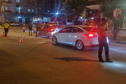 Kozan'da yapılan operasyonlarda uzun namlulu silah ve ruhsatsız tabancalar ele geçirildi