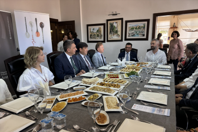 Antalya'da Türk Mutfağı Haftası kapsamında "Yörük kahvaltısı" tanıtıldı