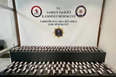 Samsun'da narkotik polisinin operasyonunda 5 sokak satıcısı gözaltına alındı