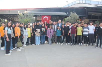 Gülnar Belediyesi öğrenciler için sinema etkinliği düzenledi