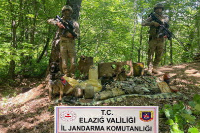Elazığ’da Jandarma ekipleri çok sayıda EYP malzemesi ele geçirdi