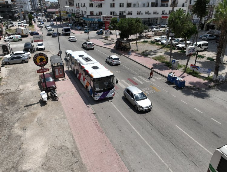 Zeydan Karalar sözünü tuttu Karaisalı'na 2 yeni otobüs! 2