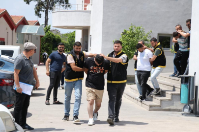 Adana'da 17 yaşındaki genç 3 bin 500 TL alacağını istediği için öldürüldü