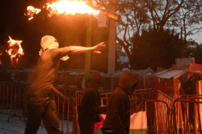 Bükreş'teki İsrail Büyükelçiliği'ne molotoflu saldırı meydana geldi 