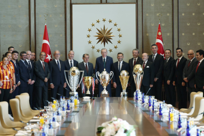 Cumhurbaşkanı Erdoğan, Süper Lig Şampiyonu Galatasaray'ı kabul etti