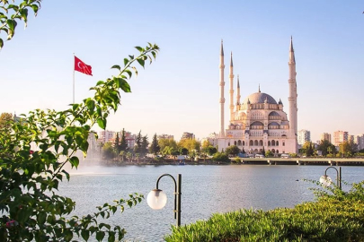 Kurban Bayramı tatilinin 9 güne uzatılması Adana'dan uçak bileti aramalarını yüzde 72 artırdı!