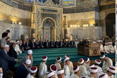 Cumhurbaşkanı Erdoğan, Ayasofya'da Hafızlık İcazet Törenine katıldı