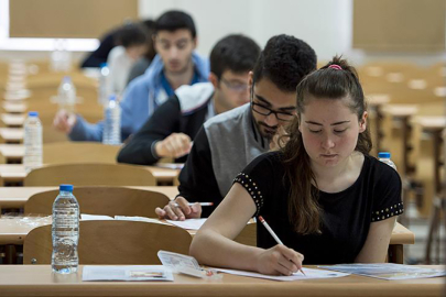 Gaziantep ve çevre illerde YKS'nin ilk oturumu başladı