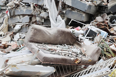 Adana'da depremde 11 kişinin öldüğü apartmanla ilgili 4 sanığın yargılanması sürdü