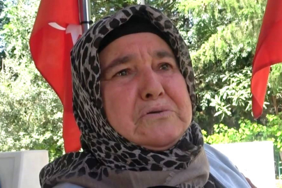Şehit annesi Zeynep Uçar, "Yılanlardan korkmasam gece oğlumun mezarı başında yatarım"