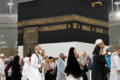 Suudi Arabistan, hac ibadeti sırasında 1301 kişinin vefat ettiğini açıkladı