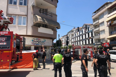 Bursa'da tartıştığı ağabeyini bıçakladı, evde harakiri yaptı