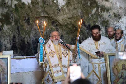 Hatay’ın tarihi kilisesi St. Pierre’de özel ayin