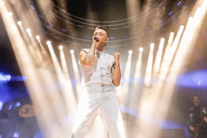 Mabel Matiz Harbiye'de hayranlarıyla buluştu, rekor kırdı!