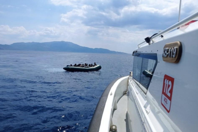 Çanakkale Ayvacık'ta sahil güvenlik 17 kaçak göçmeni yakaladı