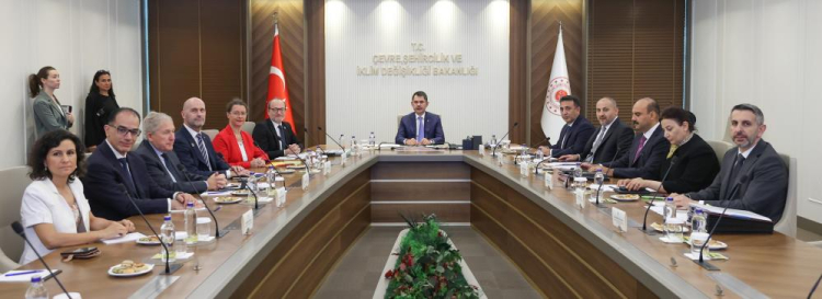 Bakan Murat Kurum, Fransız Kalkınma Ajansı Başkanı Rioux'u görüştü 2