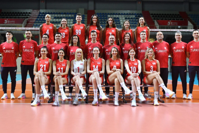 Filenin Sultanları, Paris 2024'te Dominik Cumhuriyeti karşısında! Türkiye - Dominik Cumhuriyeti voleybol maçı hangi kanalda, saat kaçta?