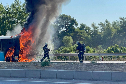 Antalya'da halk otobüsünde çıkan yangın söndürüldü