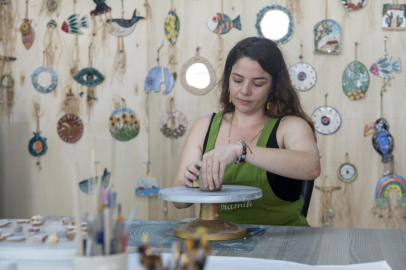 Mersin'de kadın girişimcinin seramik başarısı