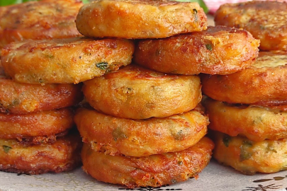 Kaşarlı Patates Köftesi Tarifi: Hem Pratik Hem Lezzetli!