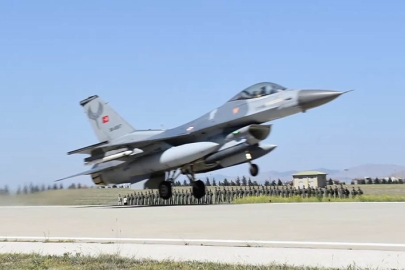 MSB, Milli Savunma Üniversitesi Hava Harp Okulu Öğrenci Seçme Uçuşları'nın görüntülerini paylaştı