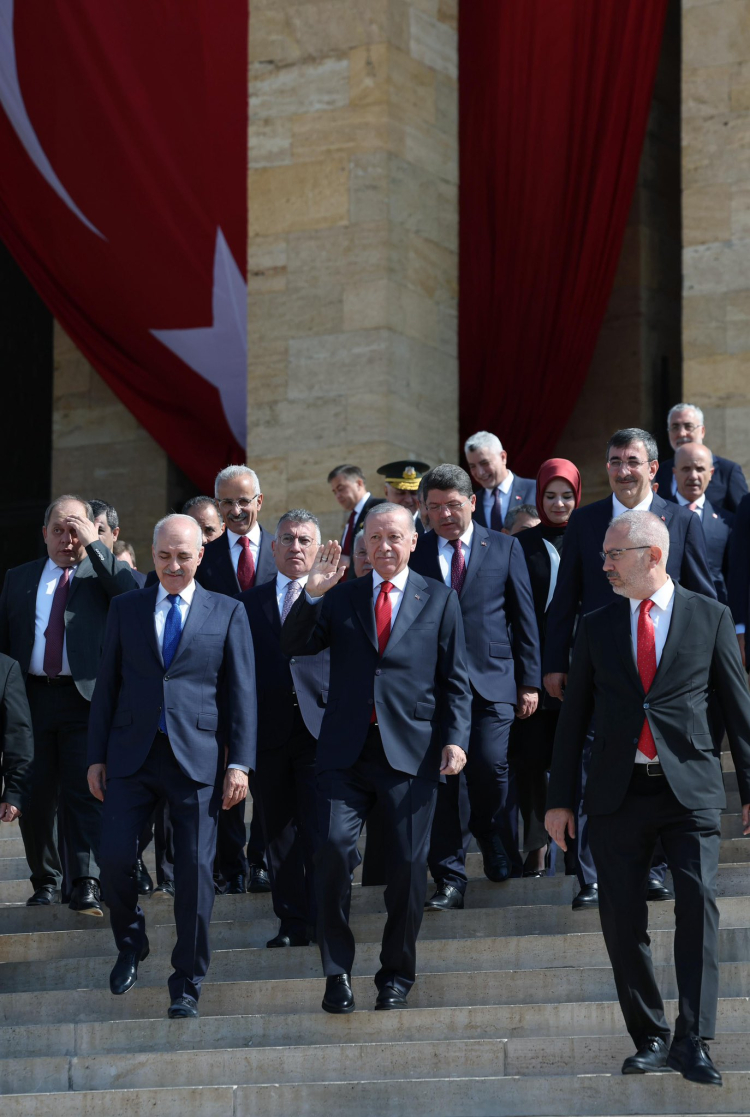 Cumhurbaşkanı Erdoğan ve devlet erkanı Anıtkabir'de 4