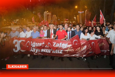 Adana'da 30 Ağustos Zafer Bayramı coşkusu
