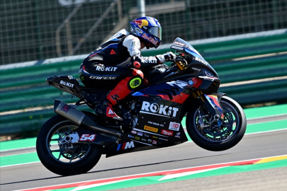 Milli motosikletçi Toprak Razgatlıoğlu, Portekiz'de şampiyonluk için yarışacak