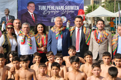 Geleneksel İsmet Atlı Karakucak Güreşleri 8. Kez Kozan'da gerçekleşti